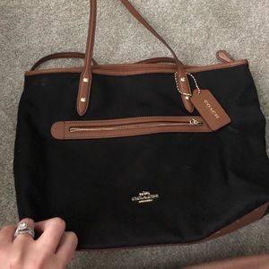 Coach shoulder bag